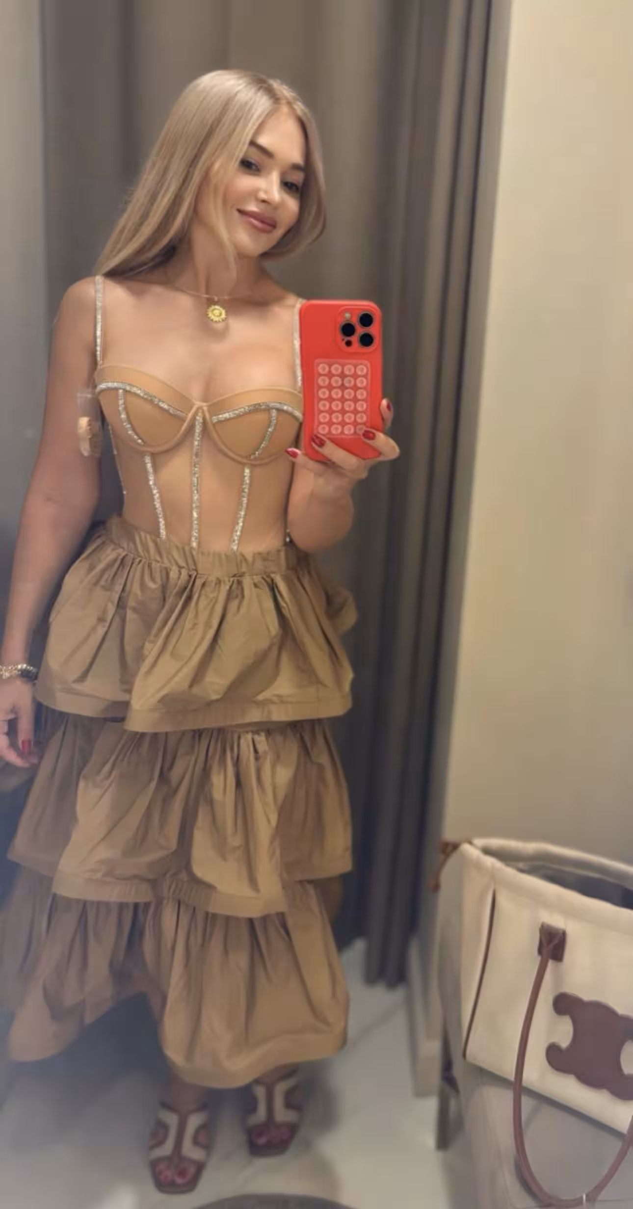 Angelica jolies femmes ukrainiennes