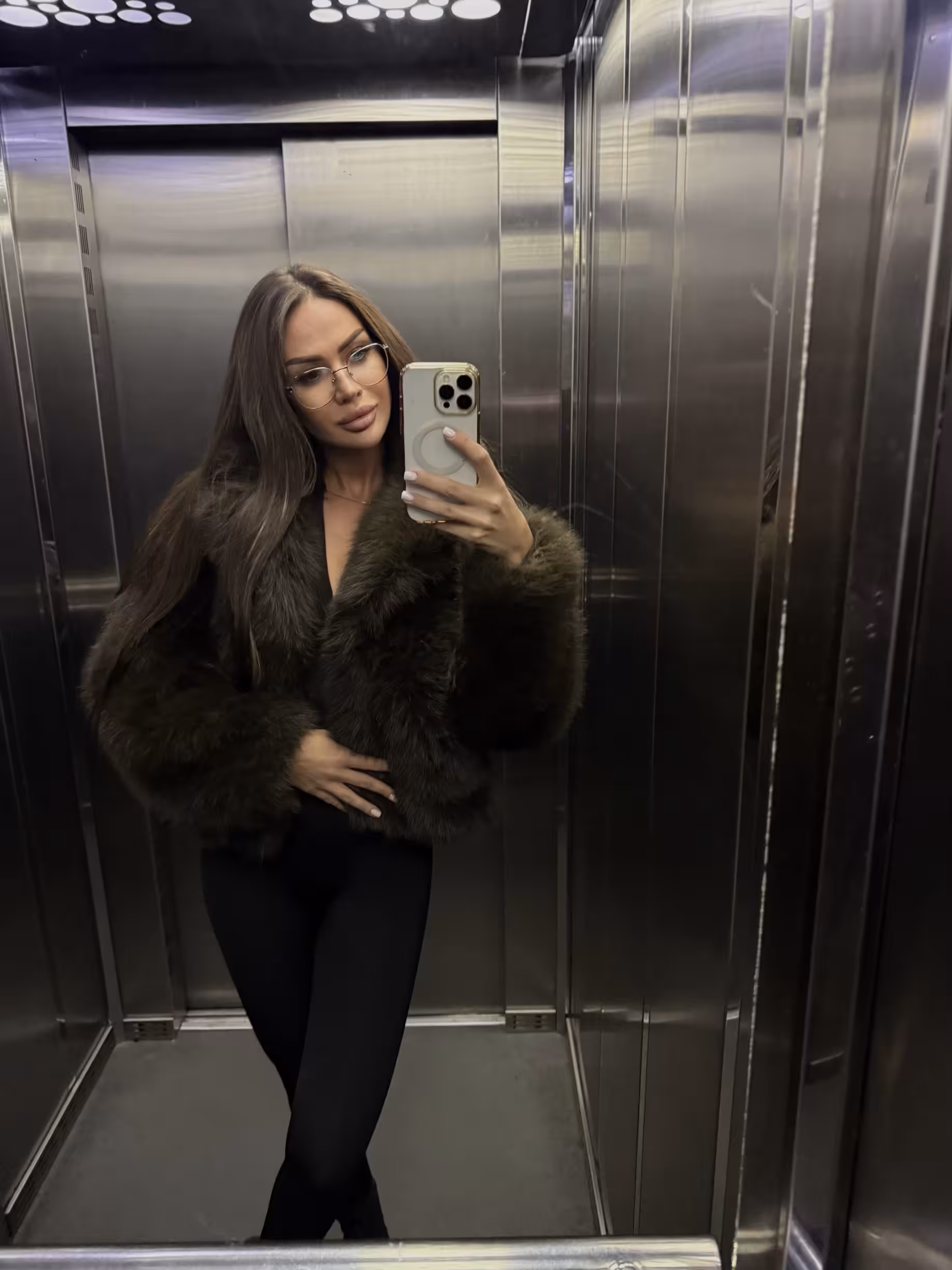 Iryna femmes ukrainiennes parlant français