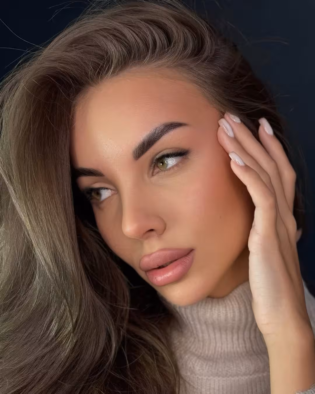 Nataly  femme ukrainienne brune