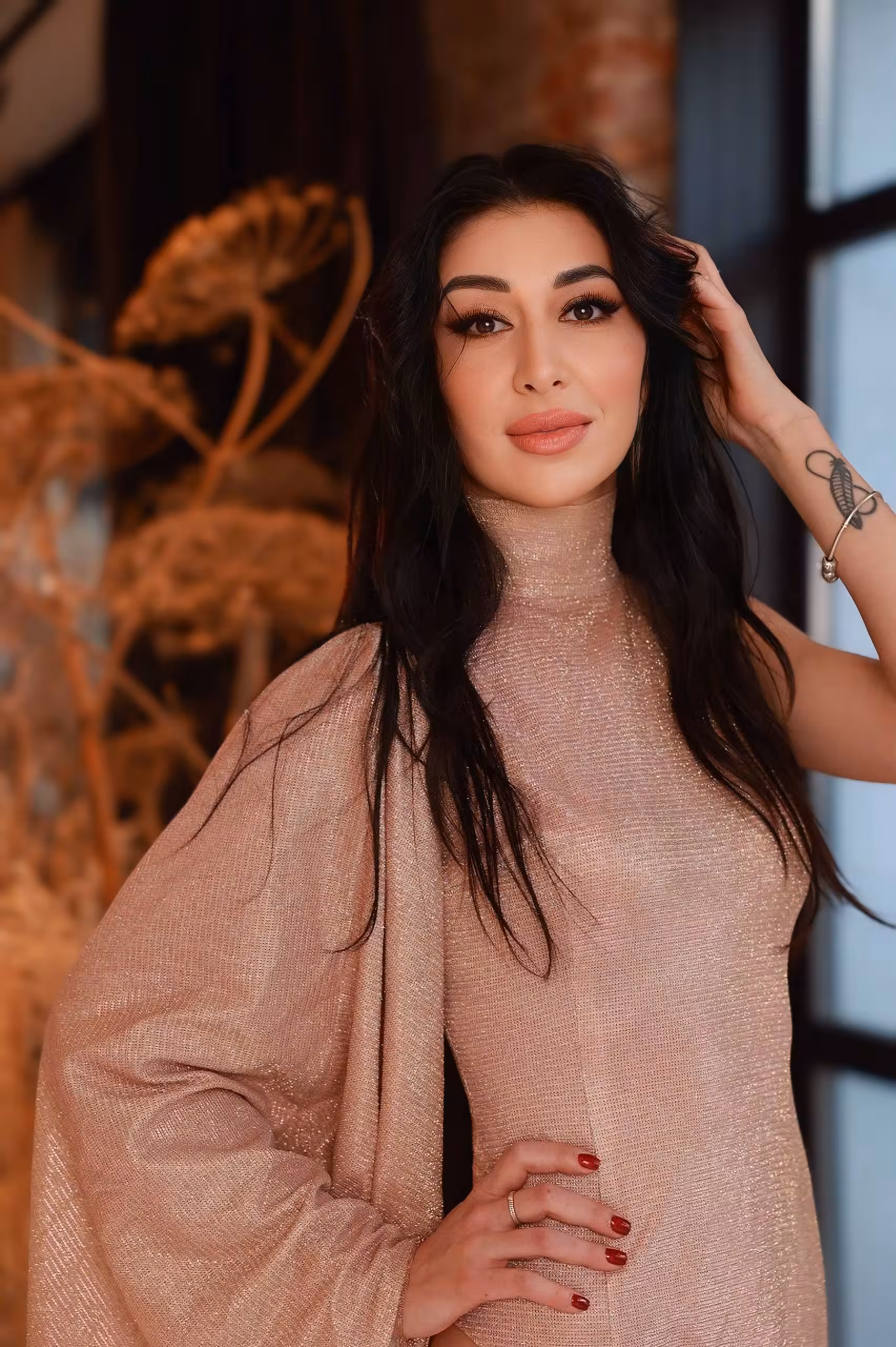 Ainur femmes jolies ukrainiennes