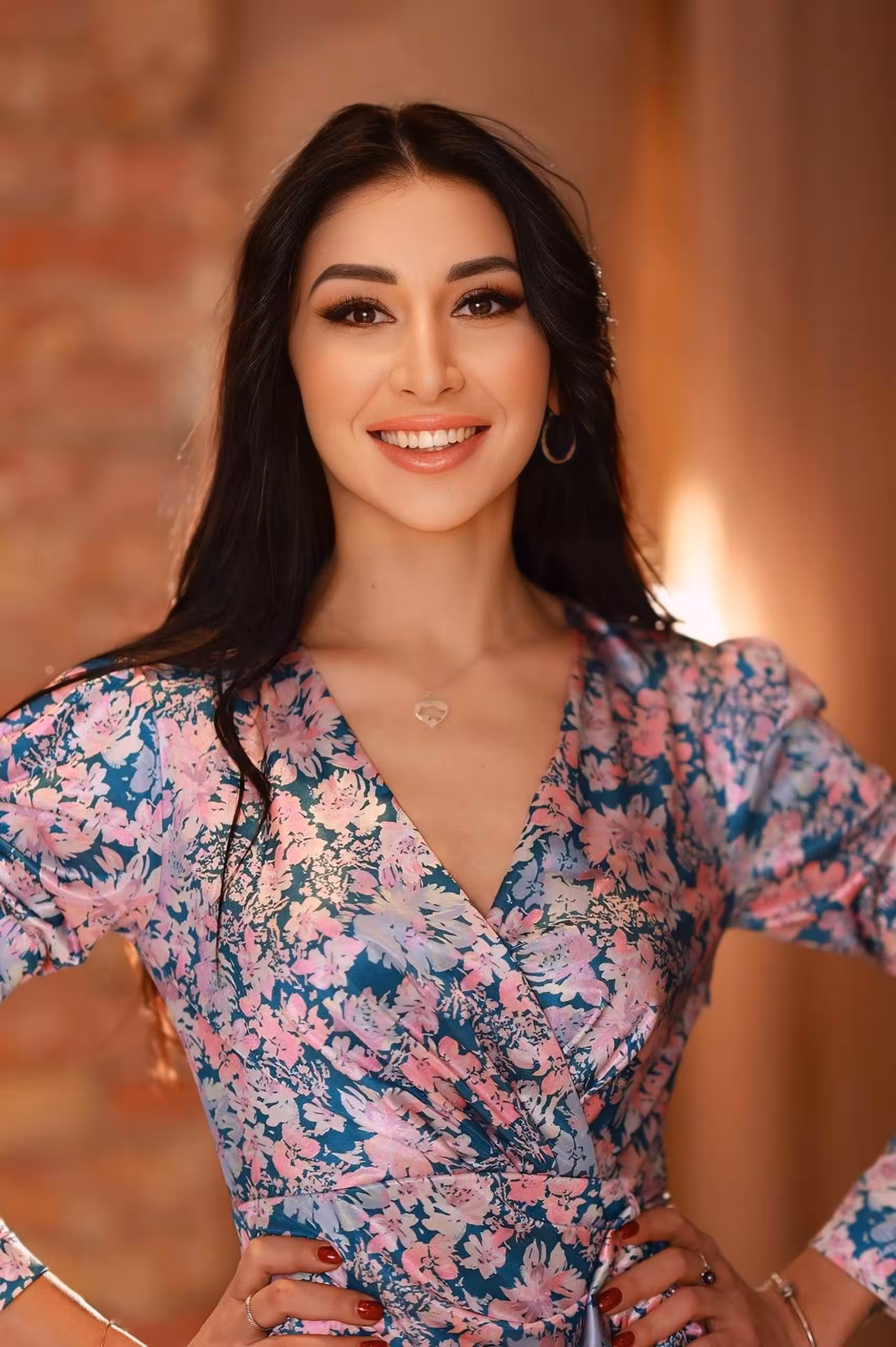 Ainur femmes jolies ukrainiennes