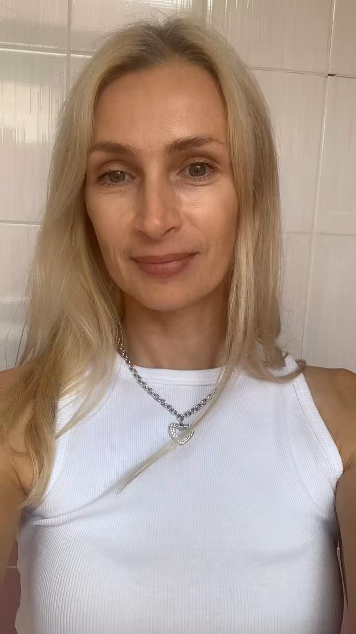 Oksana femme ukrainienne traditionnelle