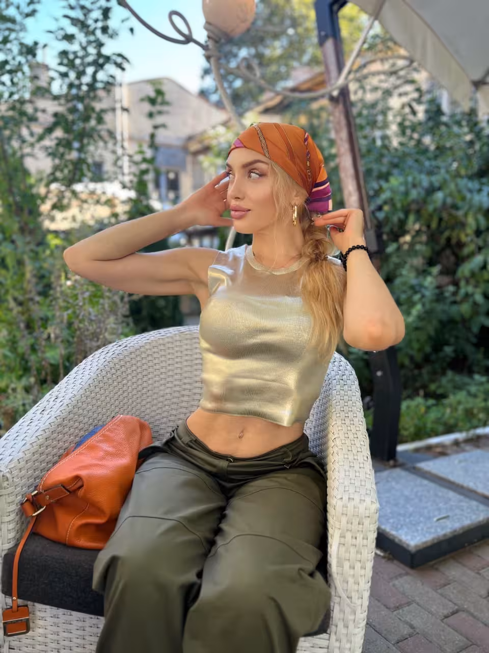 Raisa jolies femmes ukrainiennes