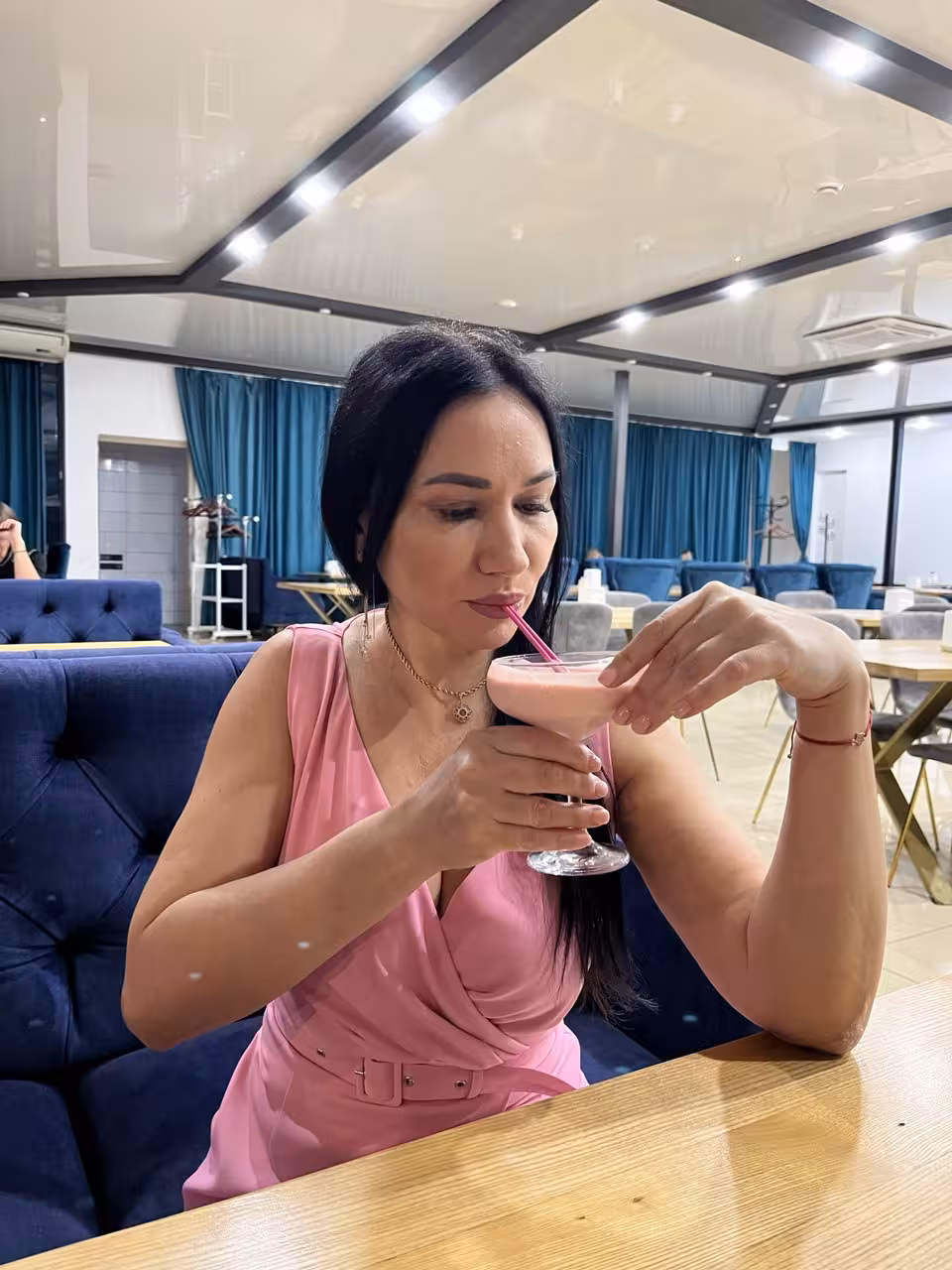 Nataliia jolies ukrainiennes