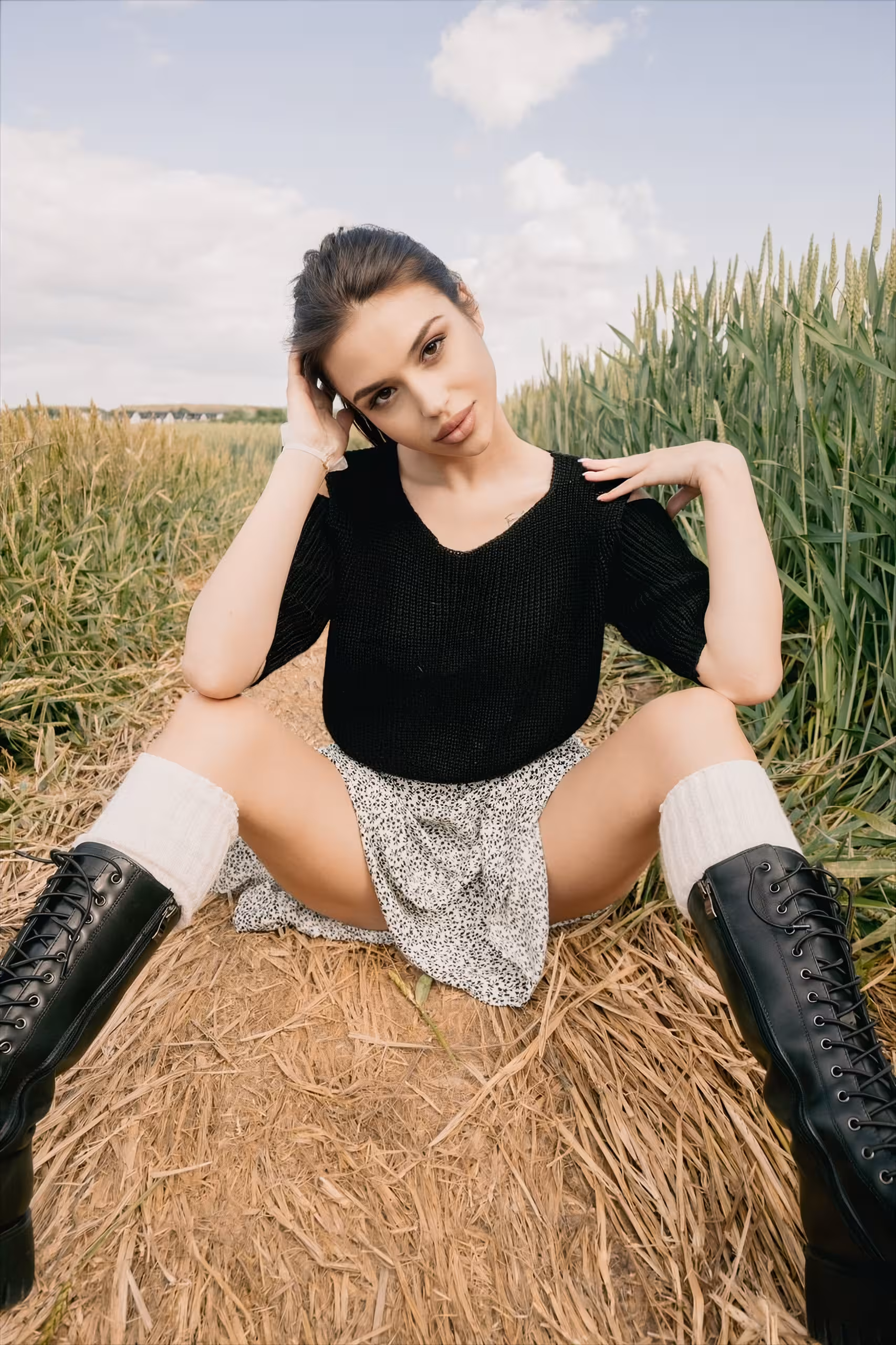 Osanna belles femmes russes et ukrainiennes