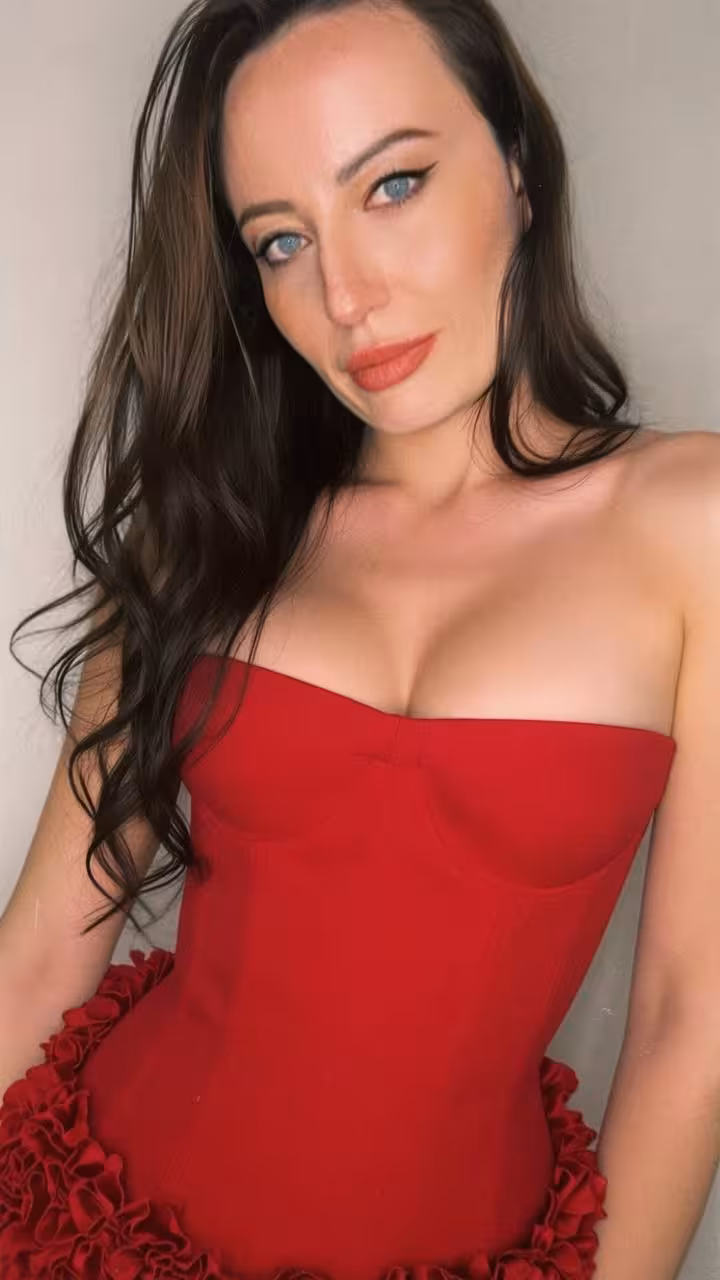 DARITA femme ukrainienne de plus de 20 ans