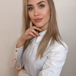 Veronica femme ukrainienne traditionnelle