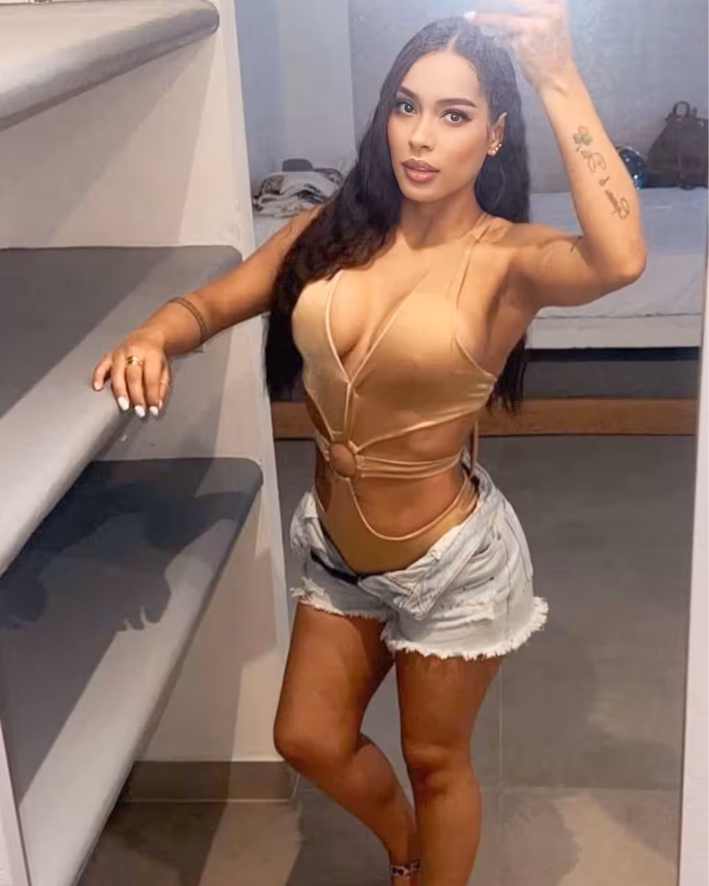 MELISA 33 Medellin Colombia Je cherche un homme à aimer et à épouser