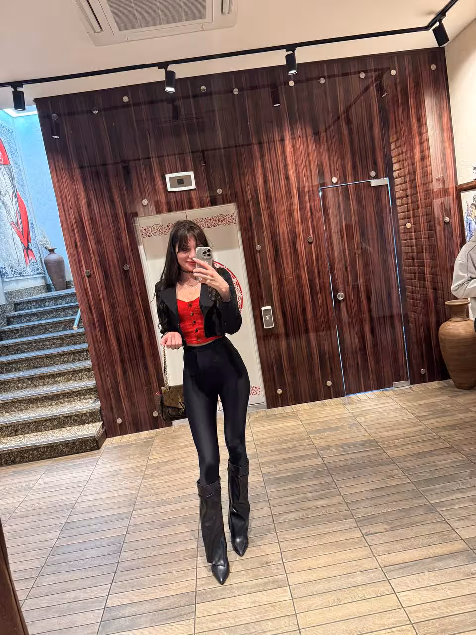 Alesya 37 Kiev Ukraine Je cherche un homme pour ne jamais le lâcher