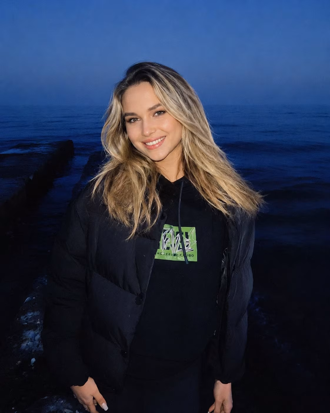 Daryna 22 Kharkiv  Ukraine Je cherche un homme qui aime la famille