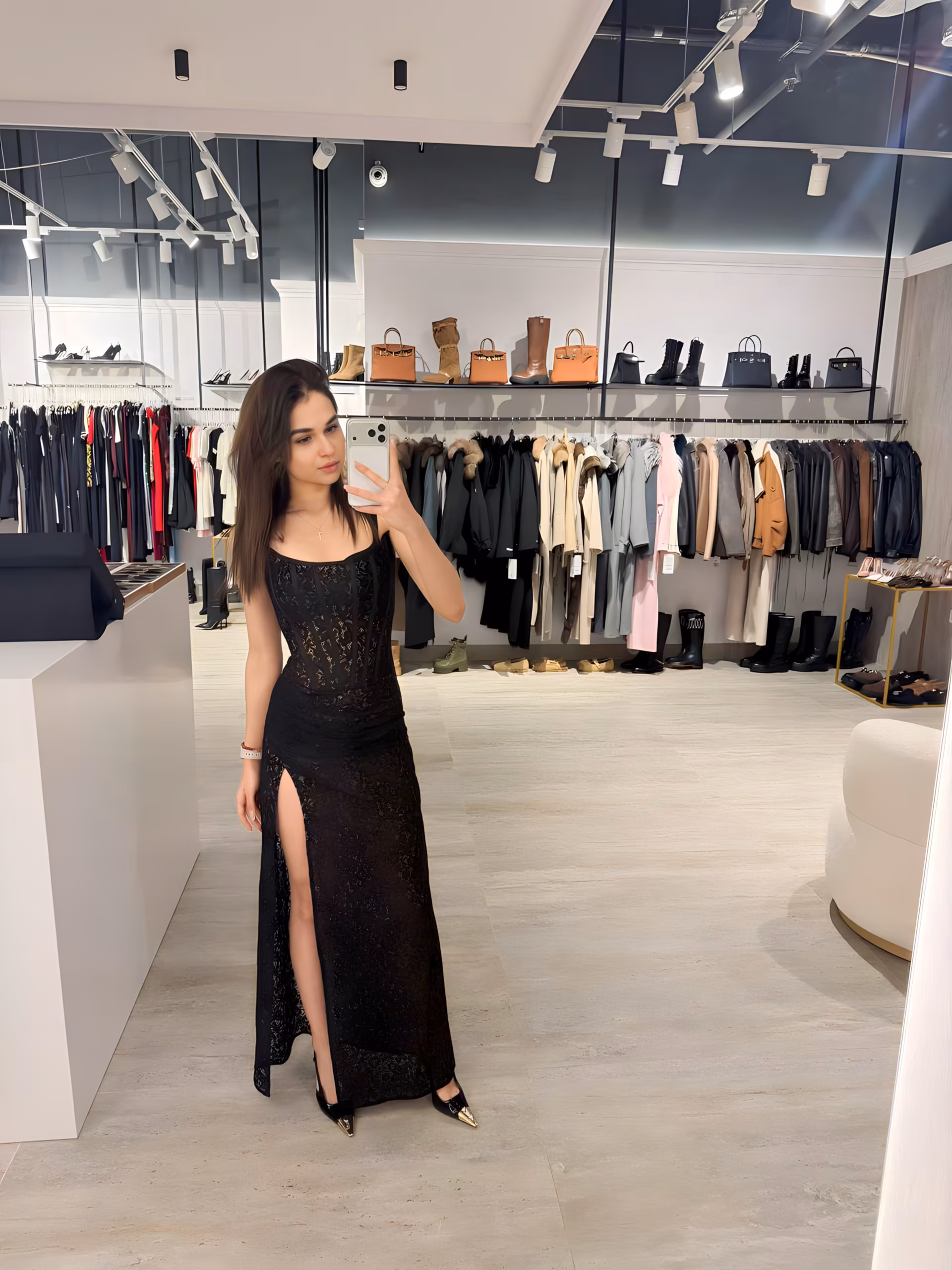 Daryna 22 Kharkiv  Ukraine Je cherche un homme qui aime la famille