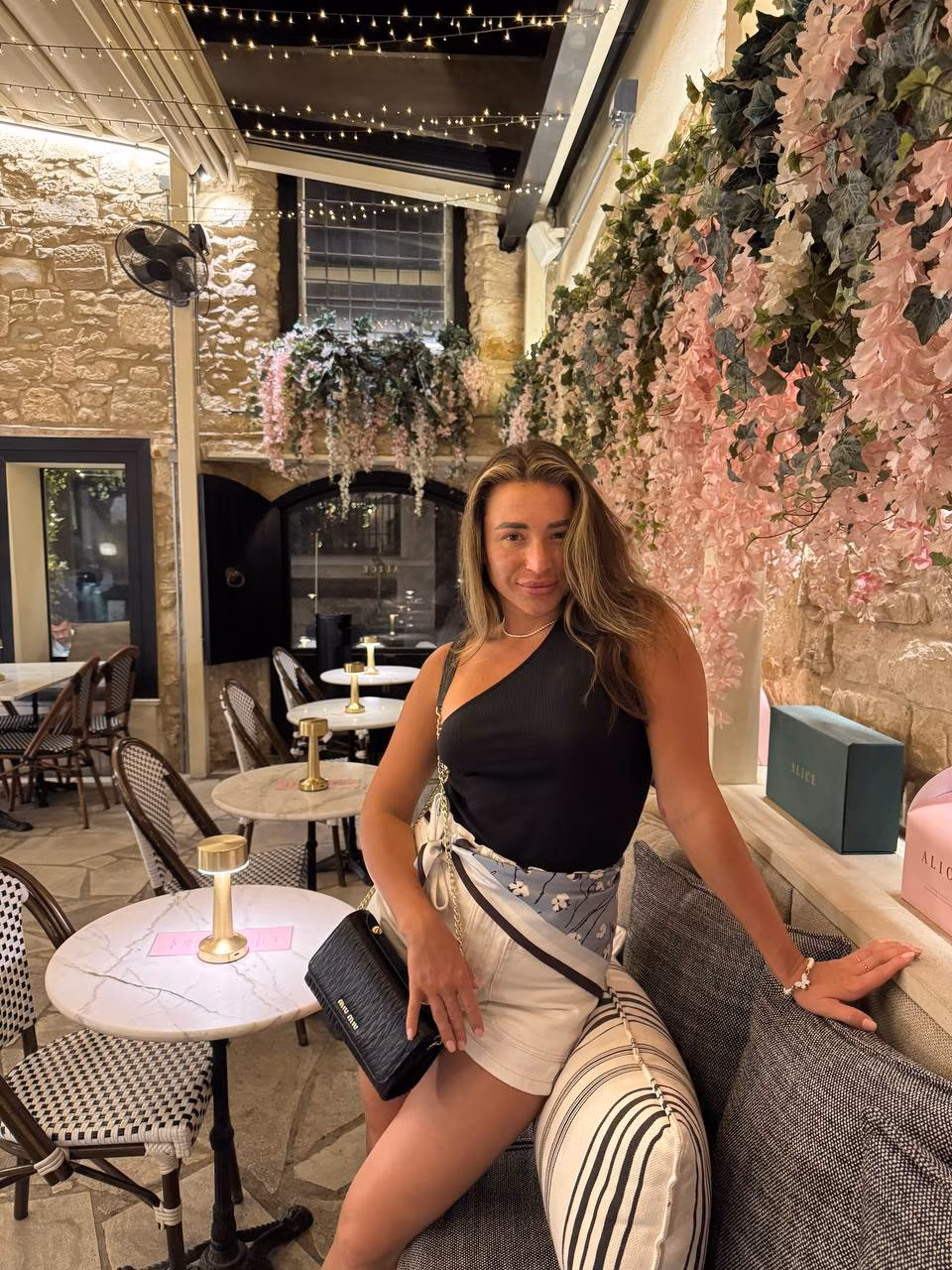 Tatiana 35 Charlotte(USA);Kyiv(UA) USA Prête à rencontrer un homme compréhensif