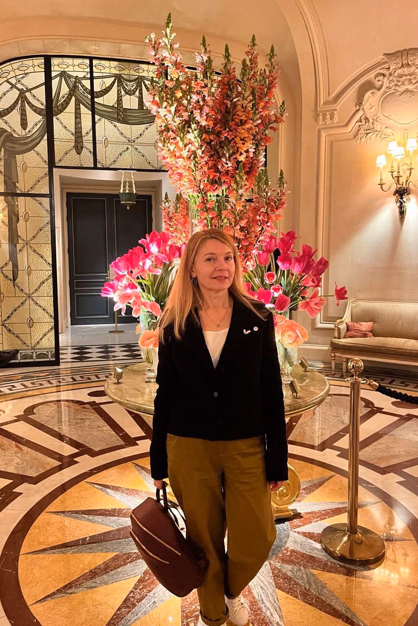 Alena 58 Kyiv  Ukraine Je cherche un homme avec qui partager mes rêves