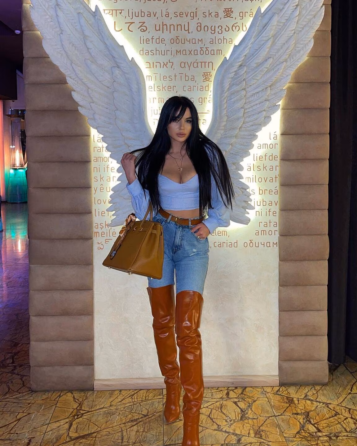 Ekaterina 37 Berlin Germany Je cherche un homme avec qui partager mes rêves