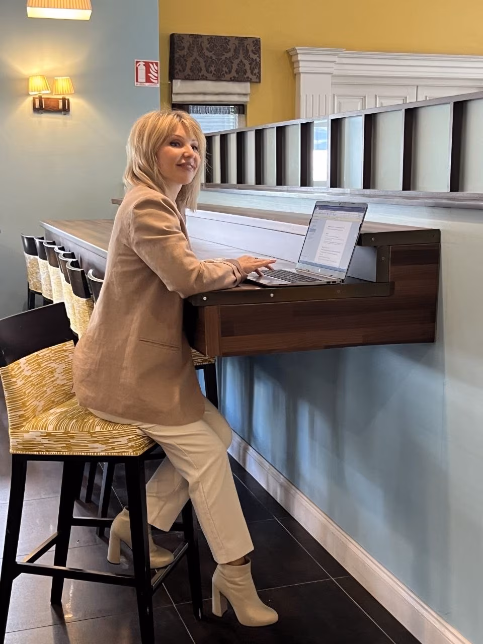 Olena 48 Dublin Ireland Je cherche un homme pour trouver le bonheur