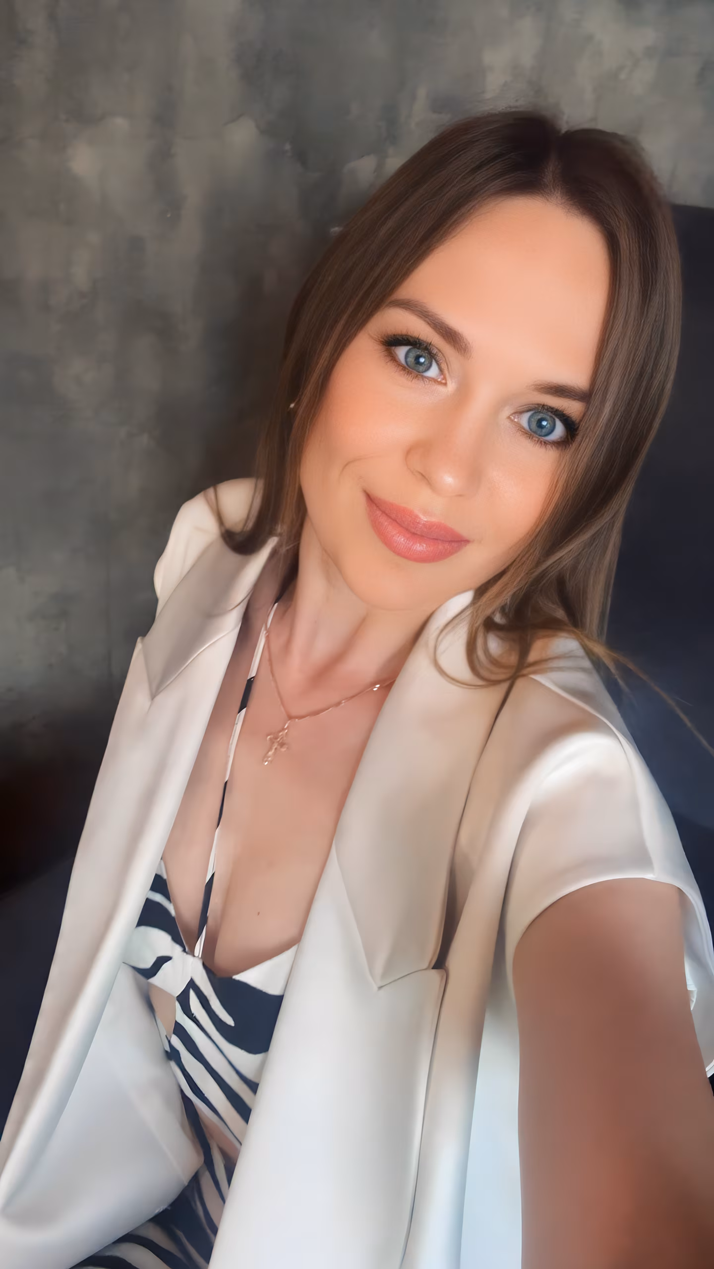 Yulia 40 Lutsk  Ukraine Je cherche un homme pour une connexion émotionnelle