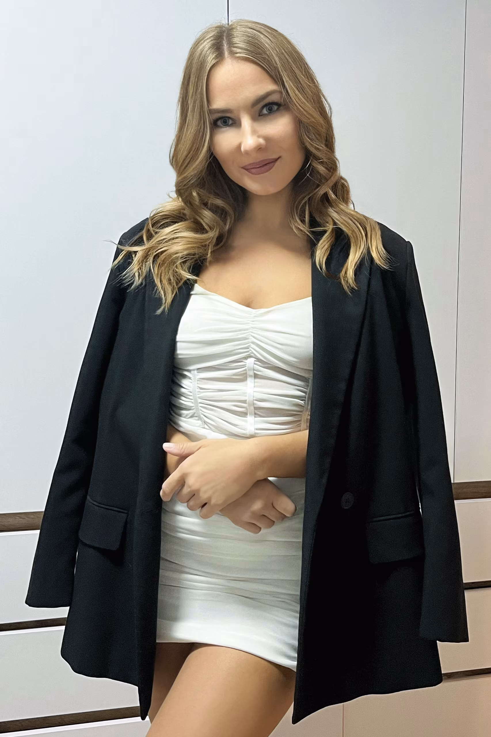 Alina 34 Kyiv  Ukraine Je cherche un homme pour un nouveau départ