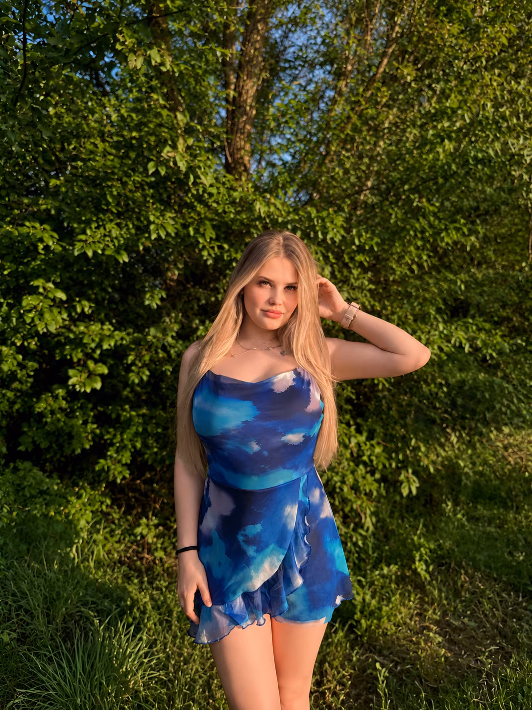 Anita 22 Okhtyrka Ukraine Je cherche un homme pour un nouveau départ