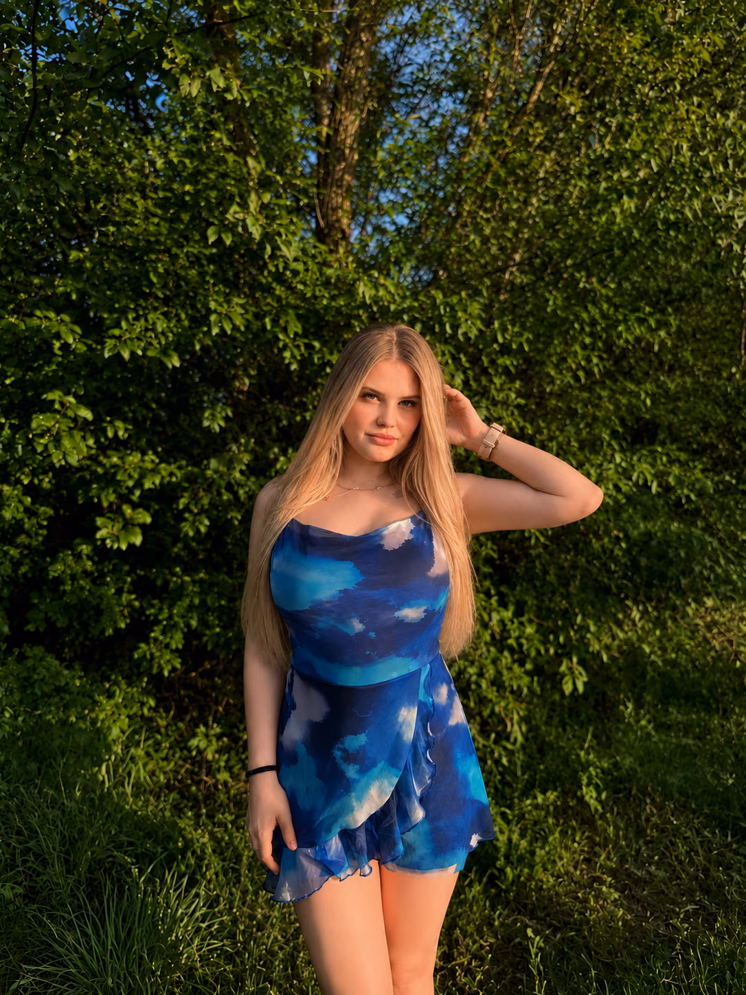 Anita 22 Okhtyrka Ukraine Je cherche un homme pour un nouveau départ