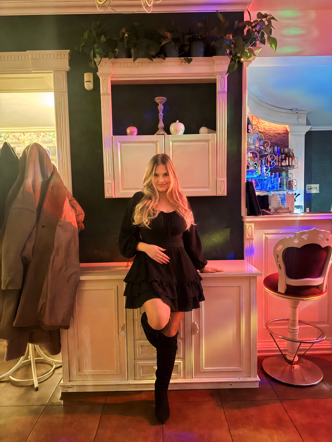 Anita 22 Okhtyrka Ukraine Je cherche un homme pour un nouveau départ