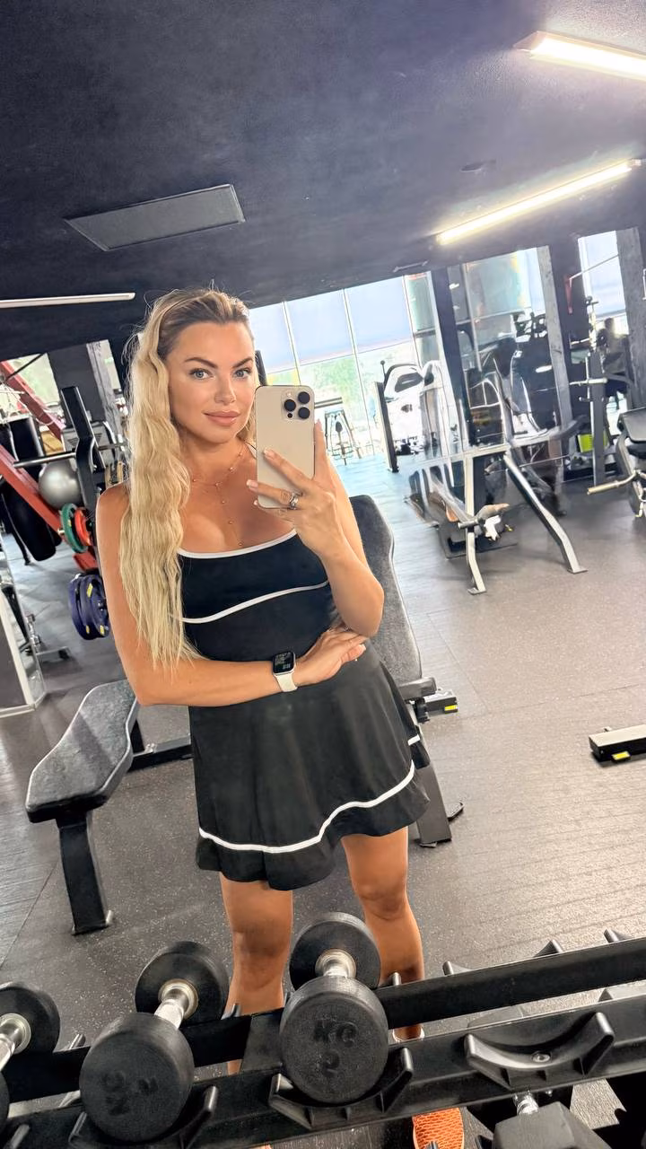 Daria 43 Kharkov Ukraine Je cherche un homme qui soit mon meilleur ami