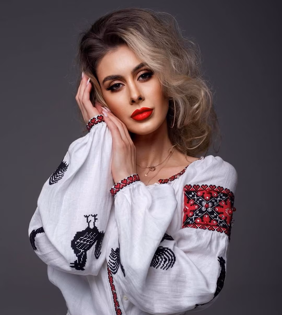 Olena 37 Kyiv Ukraine Je veux un homme compréhensif