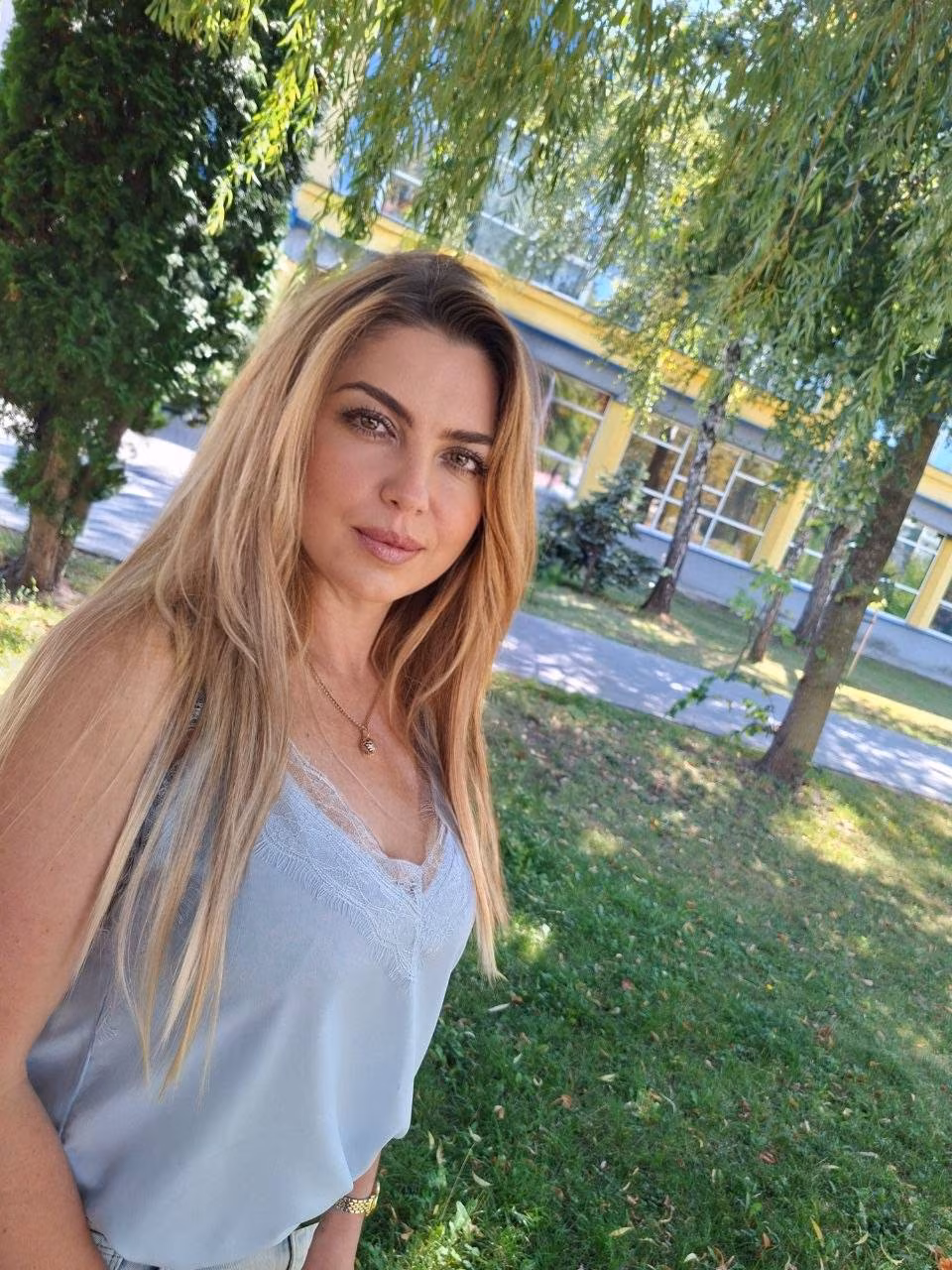 Oksana 44 Kiev Ukraine Je veux un homme fort mais doux