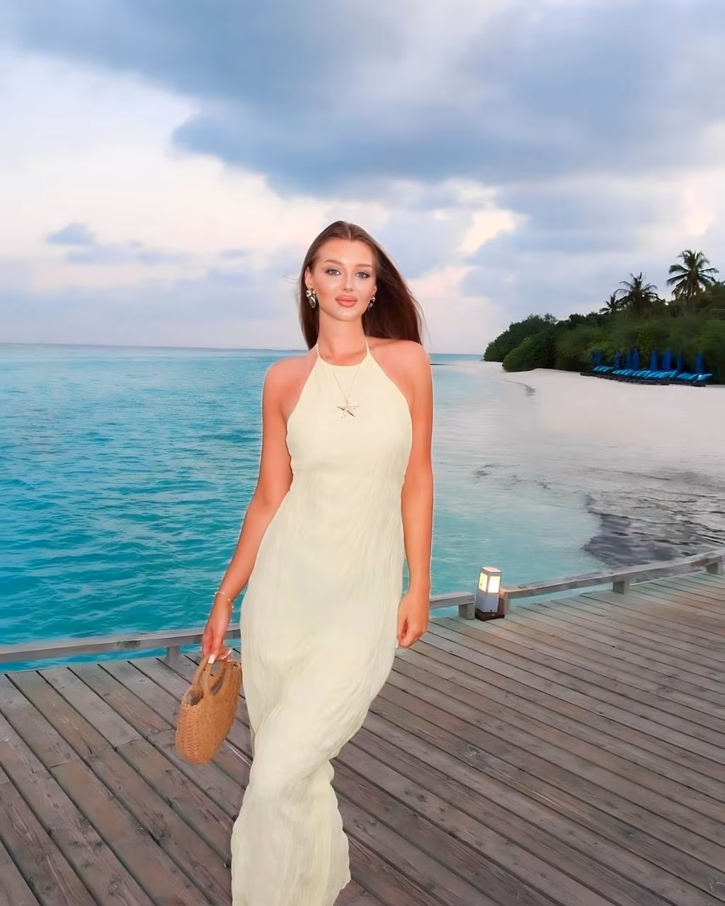 Sofia 19 Kiev Ukraine Je cherche un homme au cœur pur