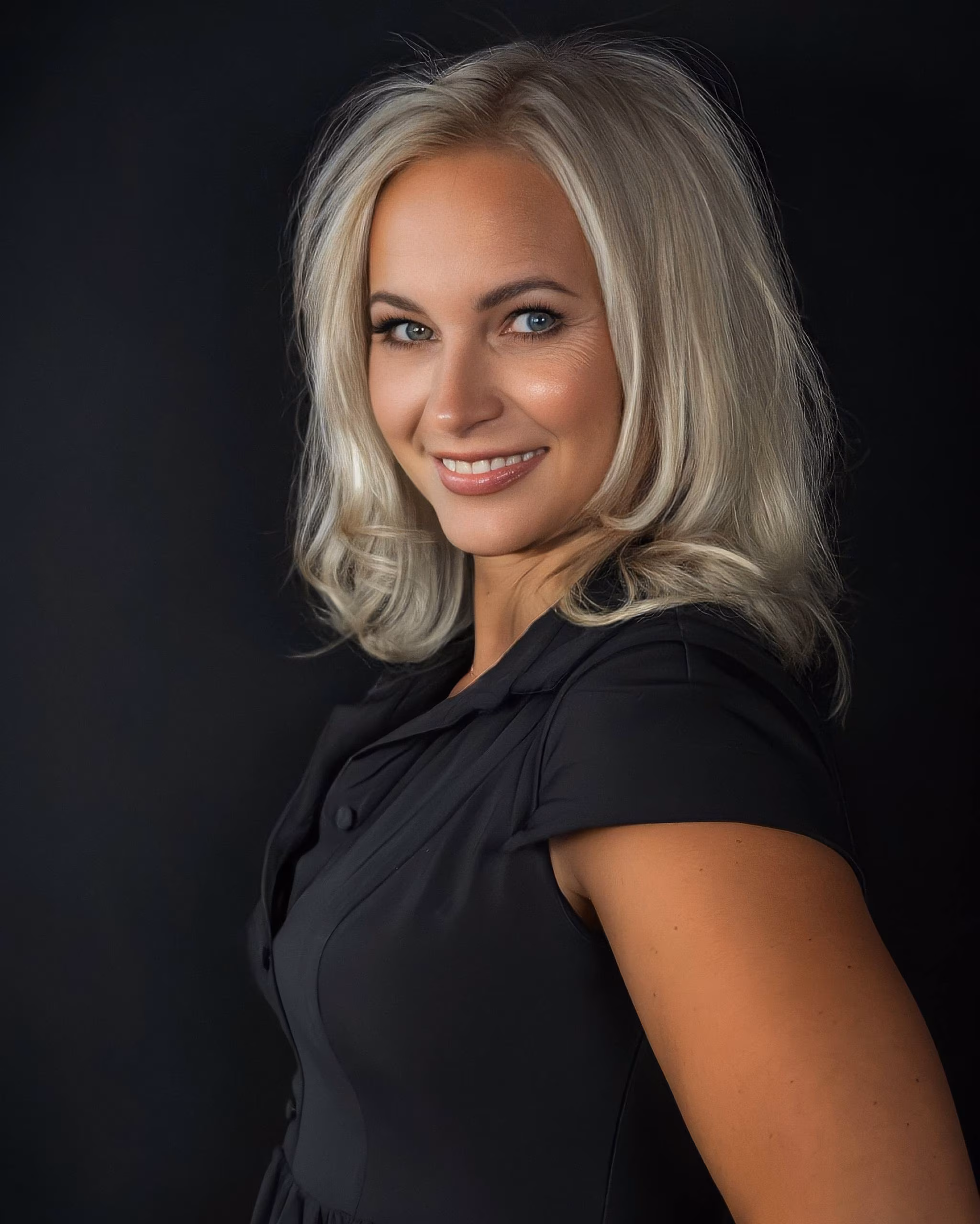 Sveta 49 Ukrainka Ukraine Je cherche un homme avec qui partager mes rêves