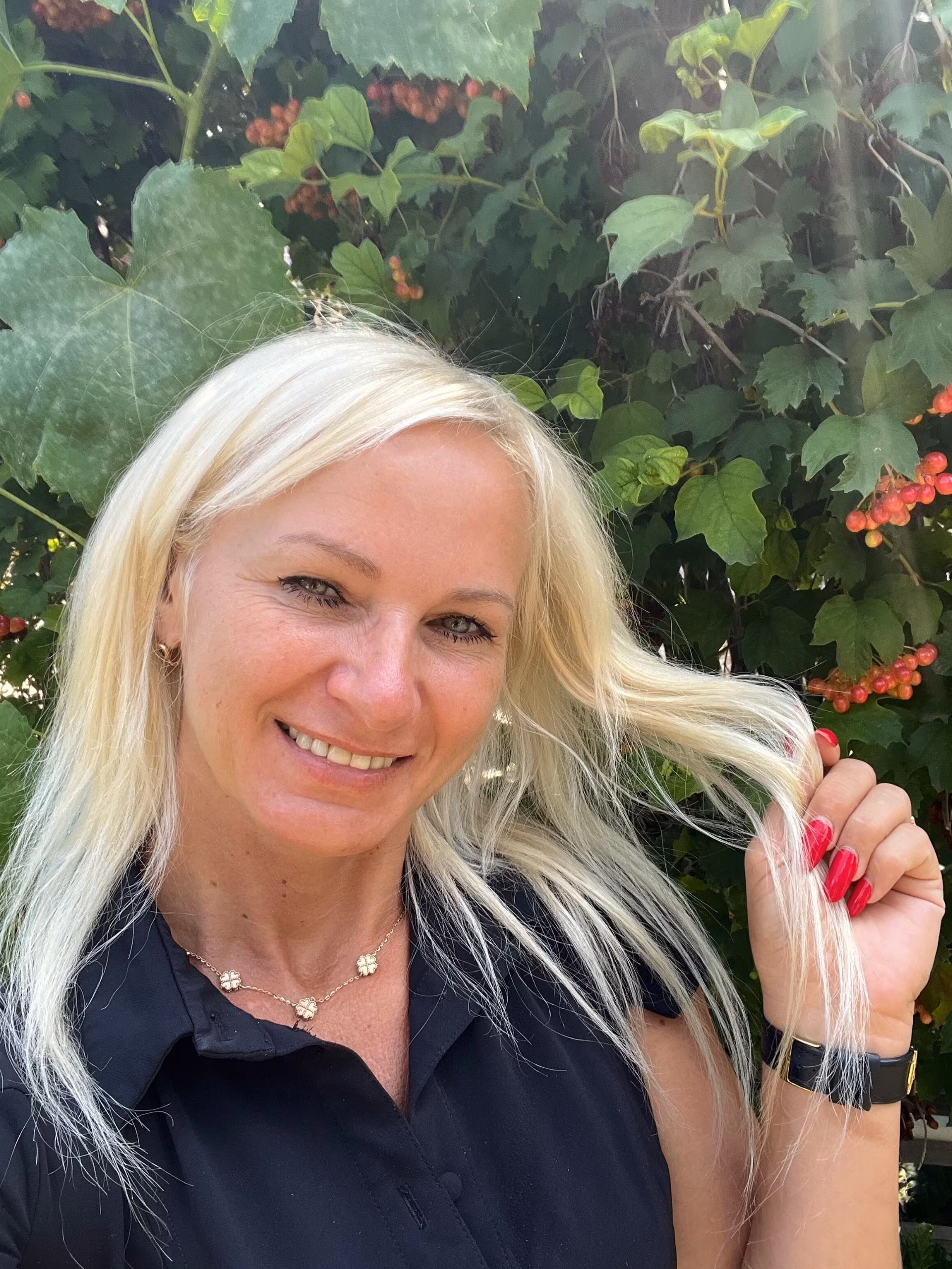 Sveta 49 Ukrainka Ukraine Je cherche un homme avec qui partager mes rêves