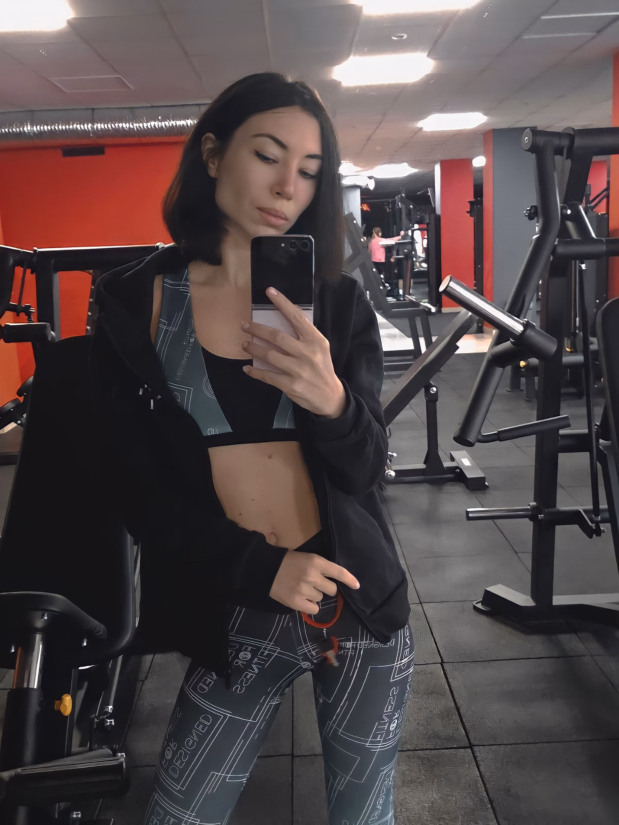 Yulia 30 Wrocław  Poland Je cherche un homme aventurier