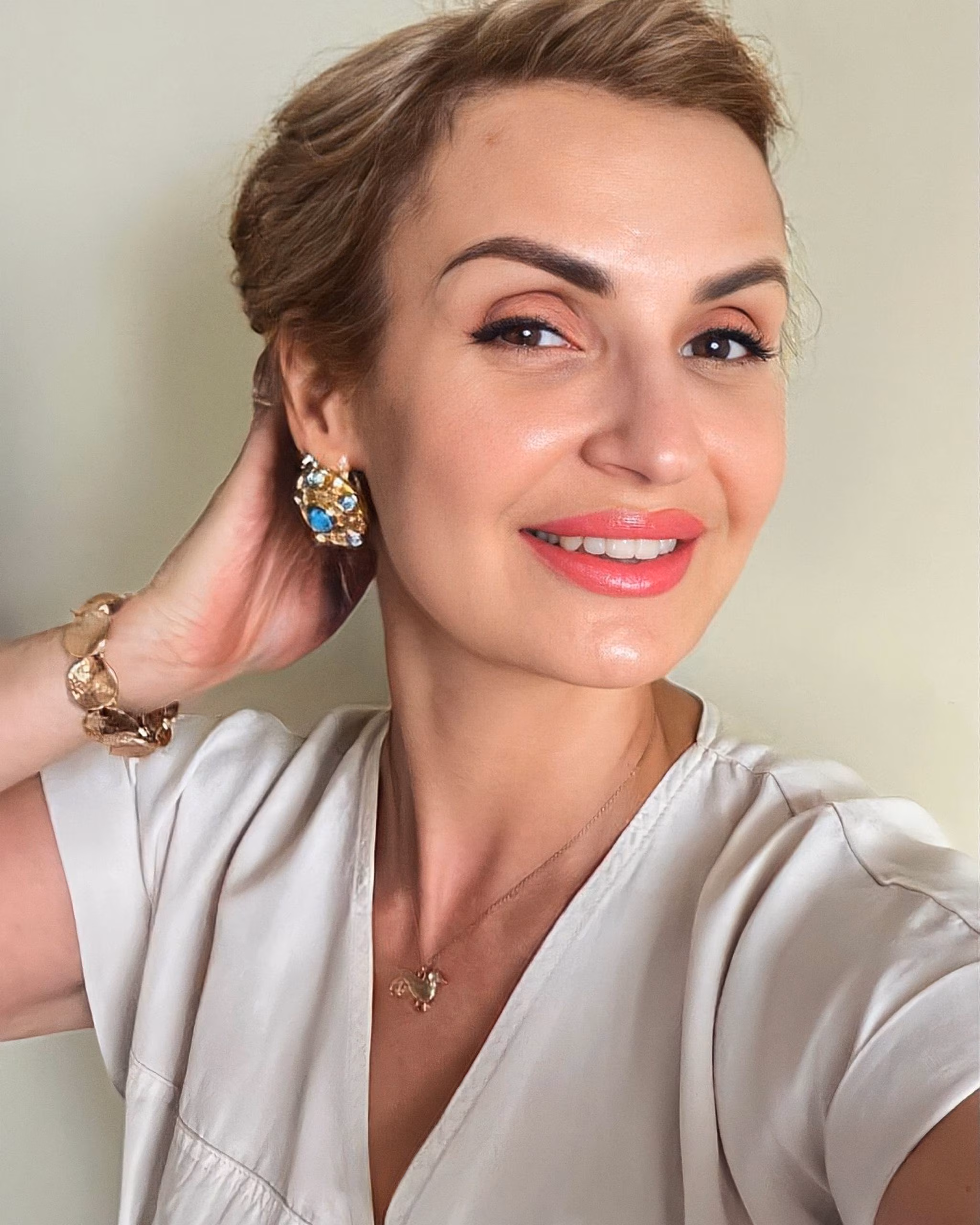 Olena 56 Chop Ukraine Je cherche un homme dont je serai fière