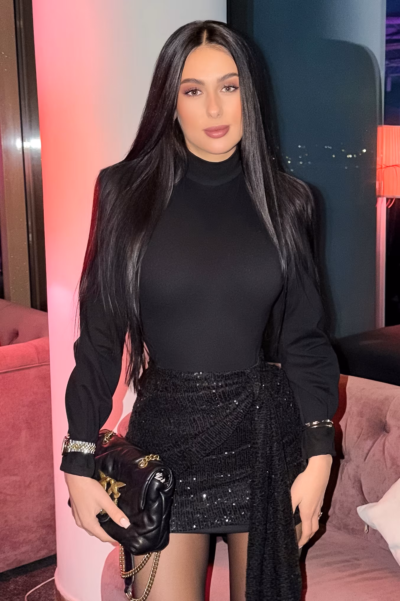 Tatiana 25 Kyiv  Ukraine Je cherche un homme dont je serai fière