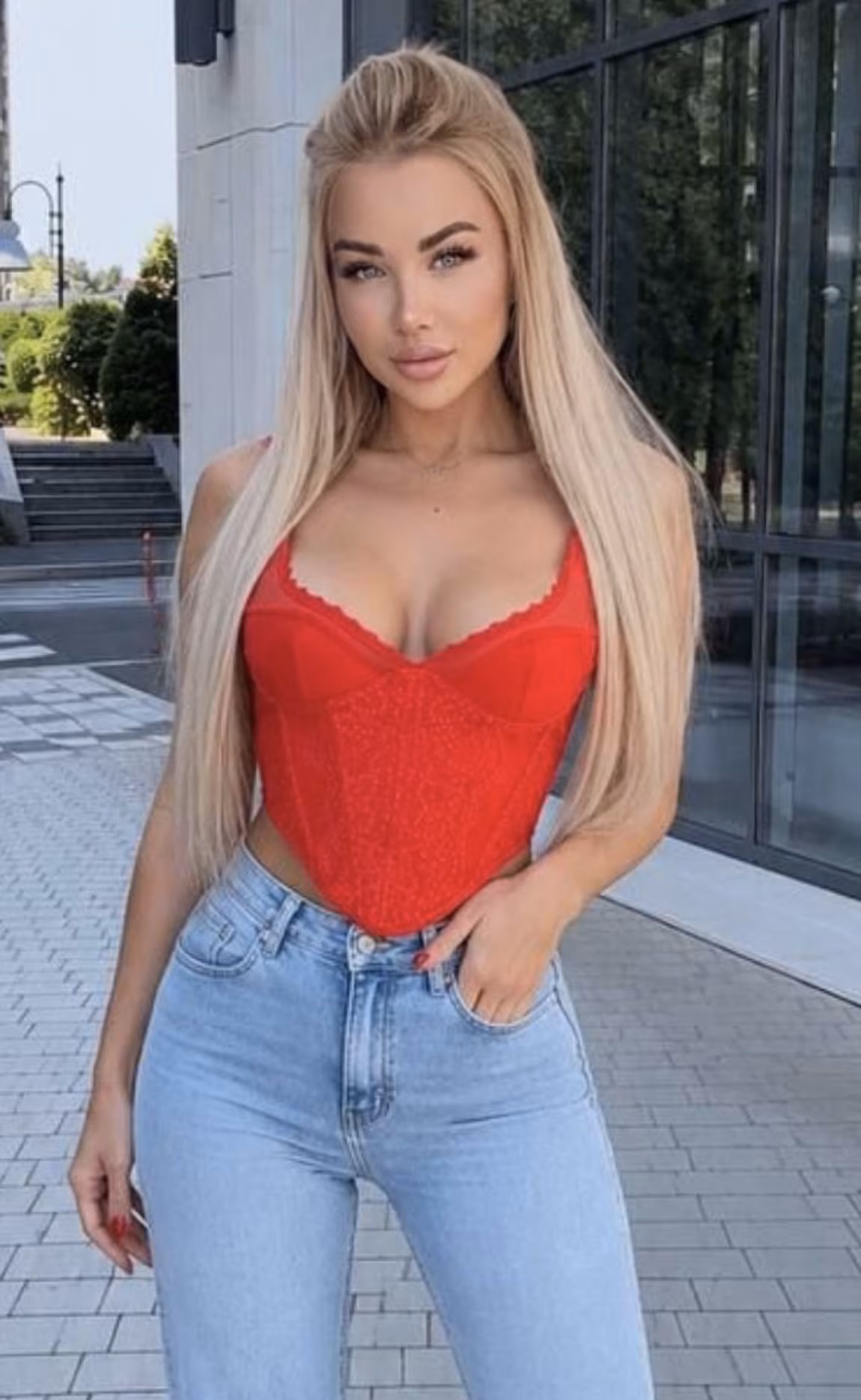 Olha 37 Kiev Ukraine Je cherche un homme pour grandir ensemble