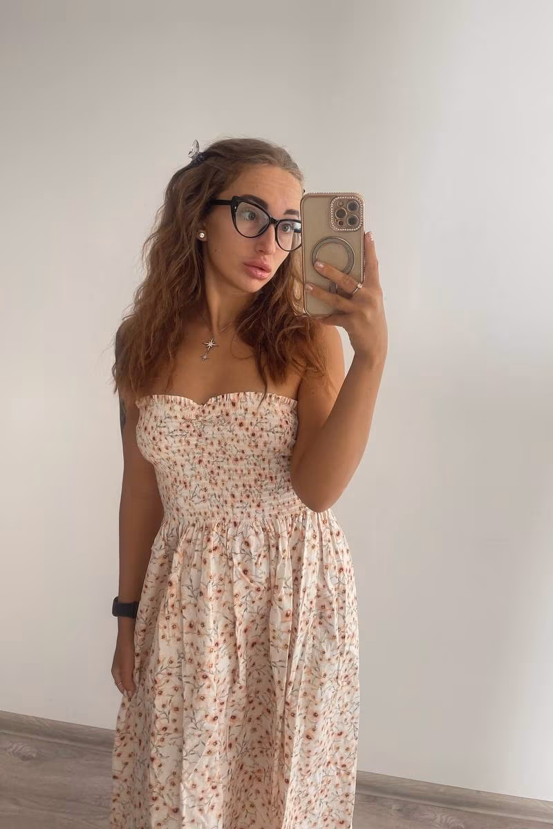Elizaveta 28 Sofia Bulgaria Je cherche un homme pour la tendresse