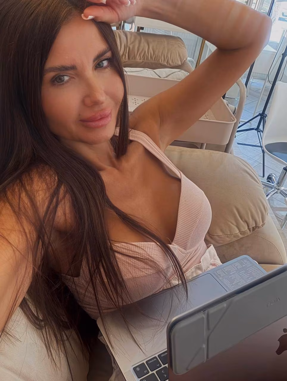 Alla 40 Chisinau Moldova Je cherche un homme pour le respect mutuel