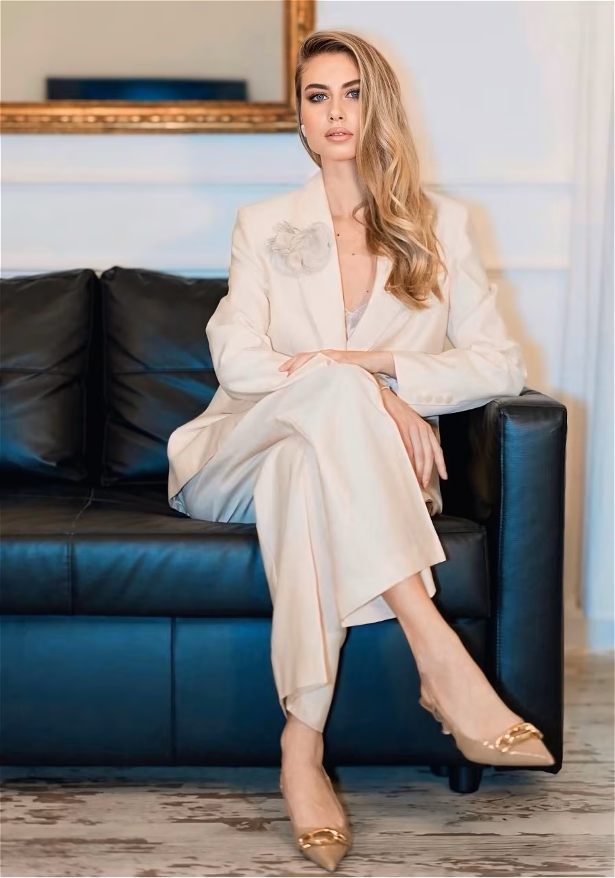 Daria 32 Kyiv Ukraine Je cherche un homme pour le rire et la joie