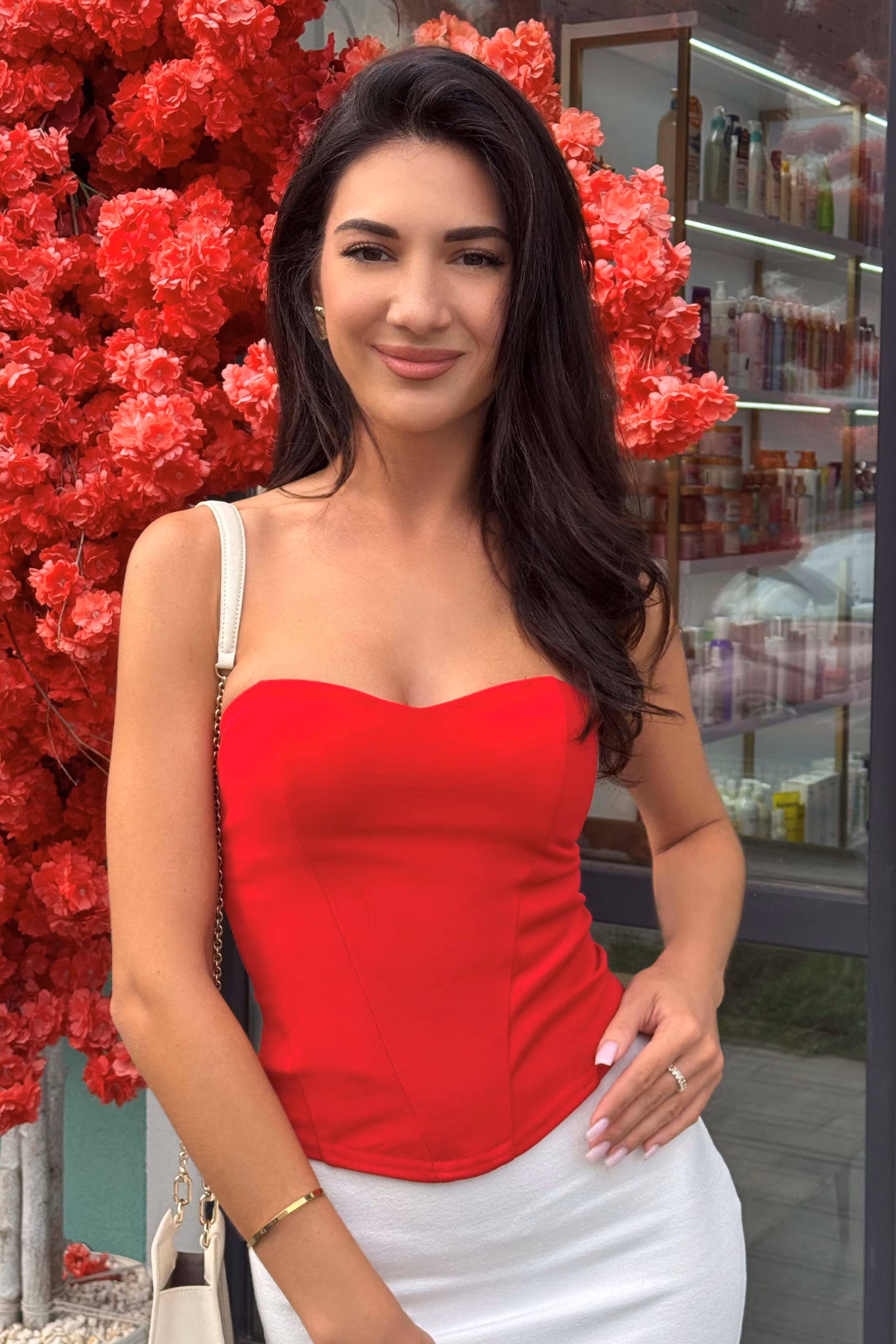 Anna 29 Kyiv  Ukraine Je cherche un homme pour le rire et la joie