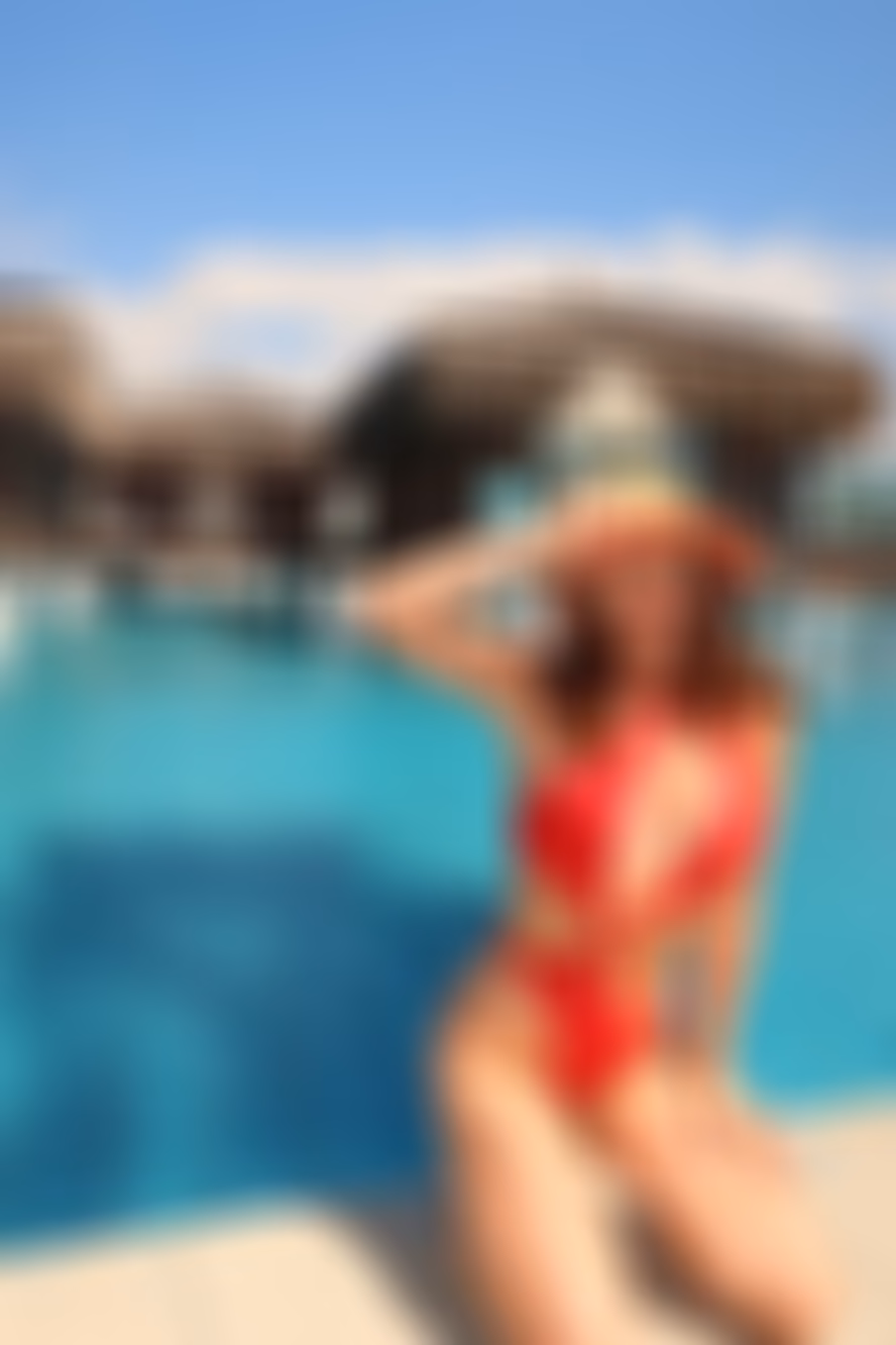 Anna 32 Beausoleil France Je cherche un homme pour me sentir en sécurité