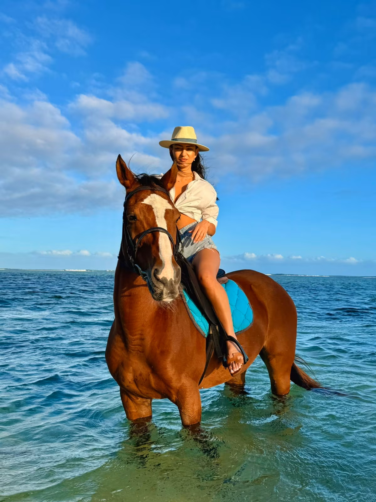 Maria 32 Dubai United Arab Emirates Je cherche un homme pour profiter de la vie
