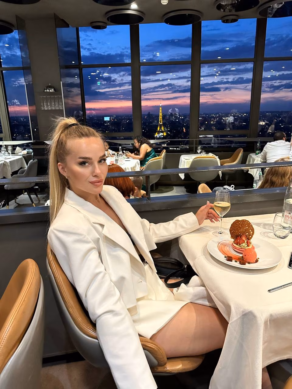 Diana 24 Kyiv Ukraine Je cherche un homme pour trouver le bonheur