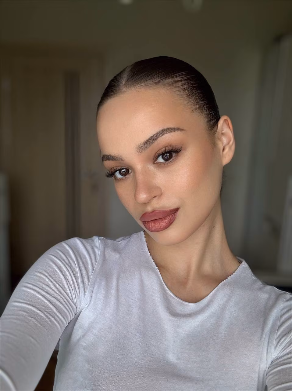 Anastasiia 21 Kyiv Ukraine Je cherche un homme pour un amour infini