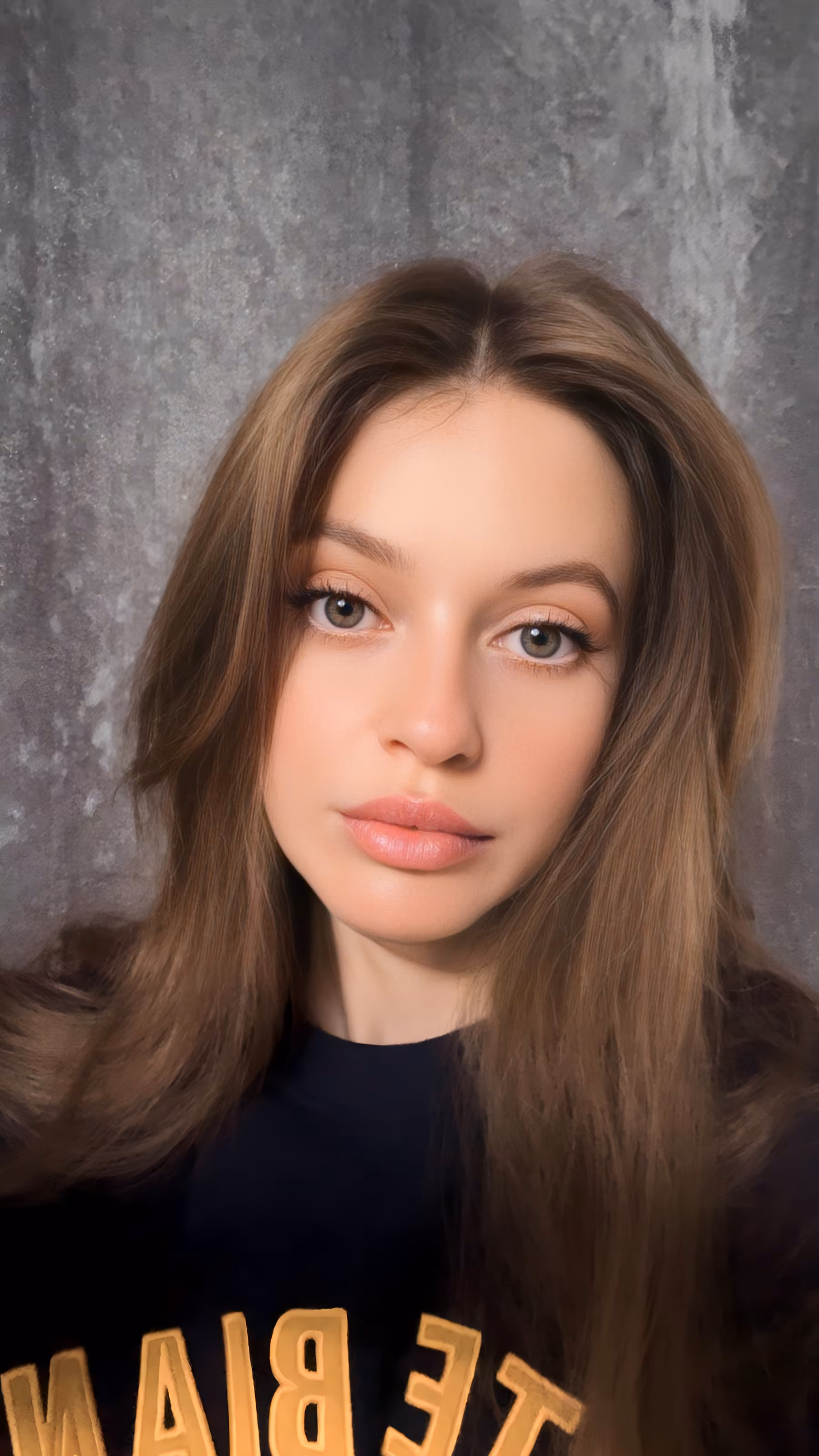 Khrystyna 27 Ivano-Frankivsk Ukraine Je cherche un homme pour un avenir radieux