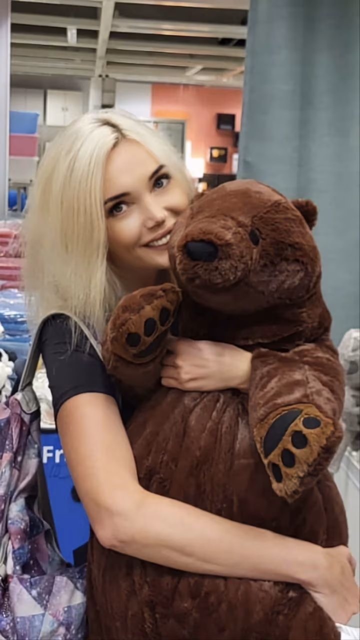 Yuliia 47 Berlin Germany Je cherche un homme pour une relation sérieuse