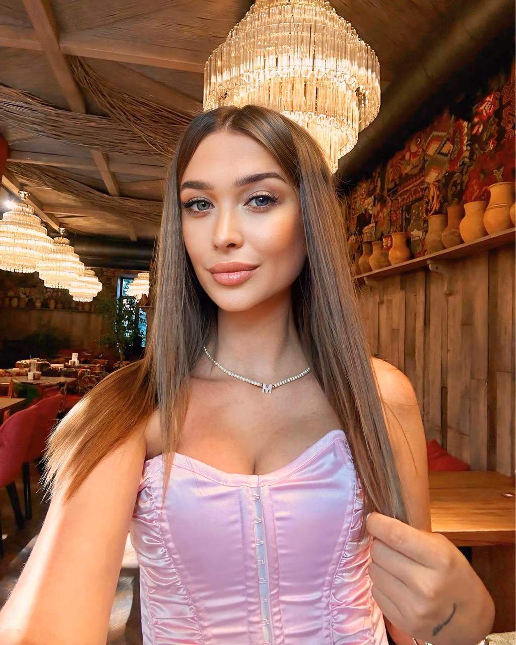 Mariamna 25 Rivne / Danang Ukraine Je cherche un homme qui veut des enfants