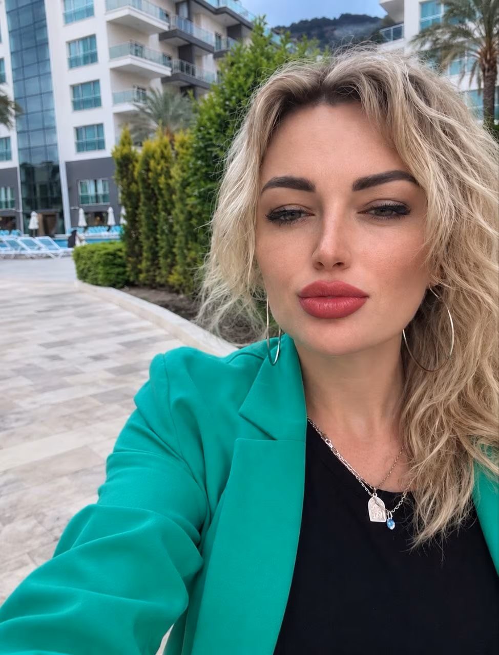 Yuliia 43 Dnipro Ukraine Je veux un homme fort mais doux