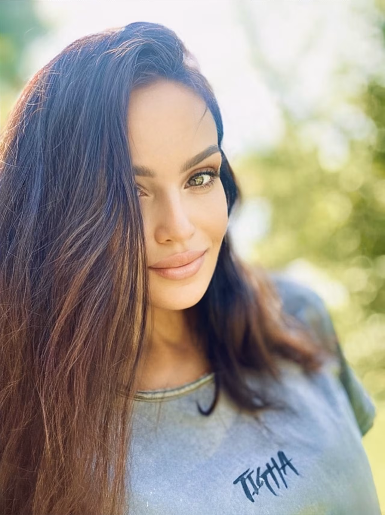 Olena 43 Cyprus/New York Cyprus Je veux un homme généreux