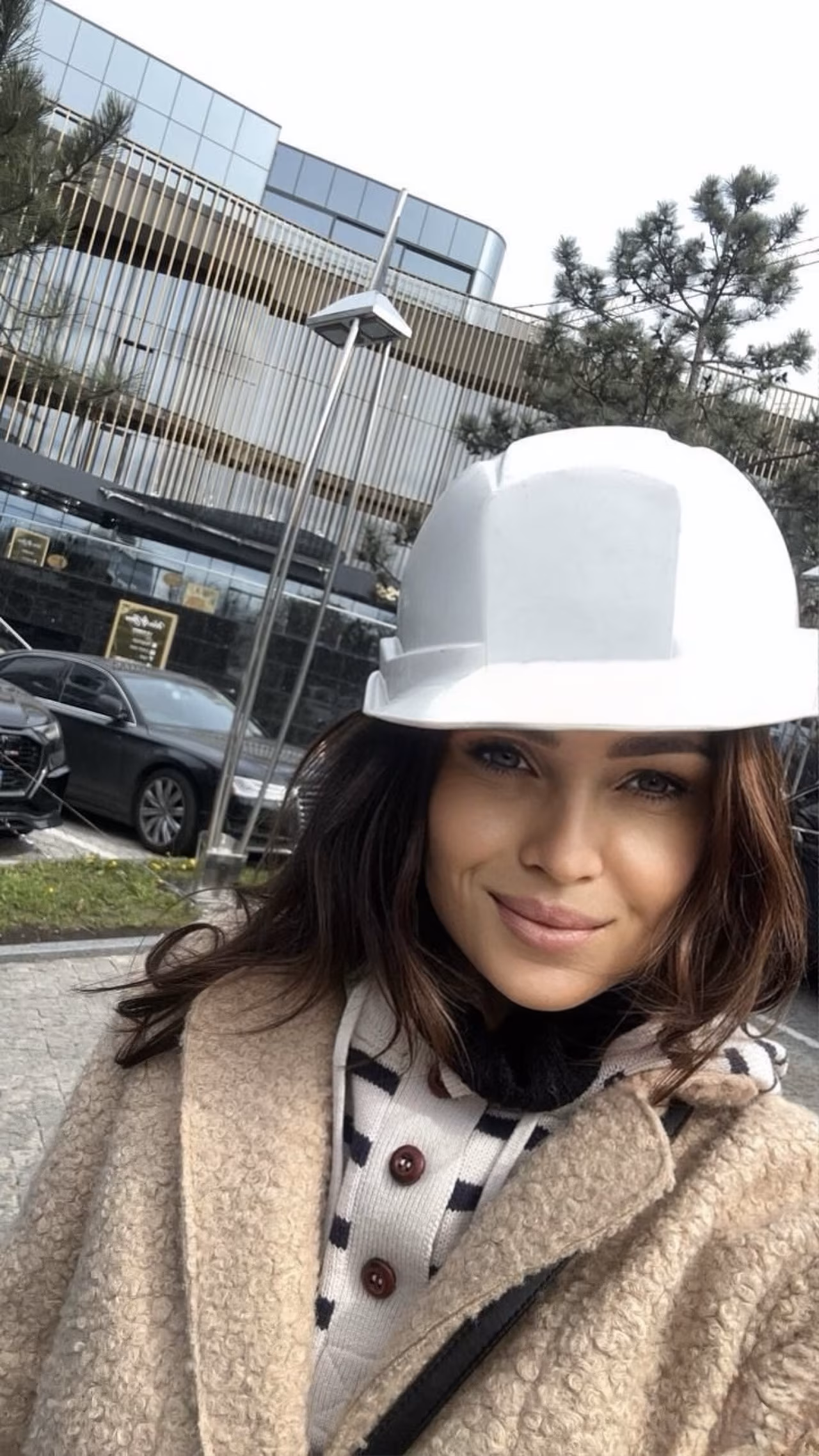 Olena 43 Cyprus/New York Cyprus Je veux un homme généreux