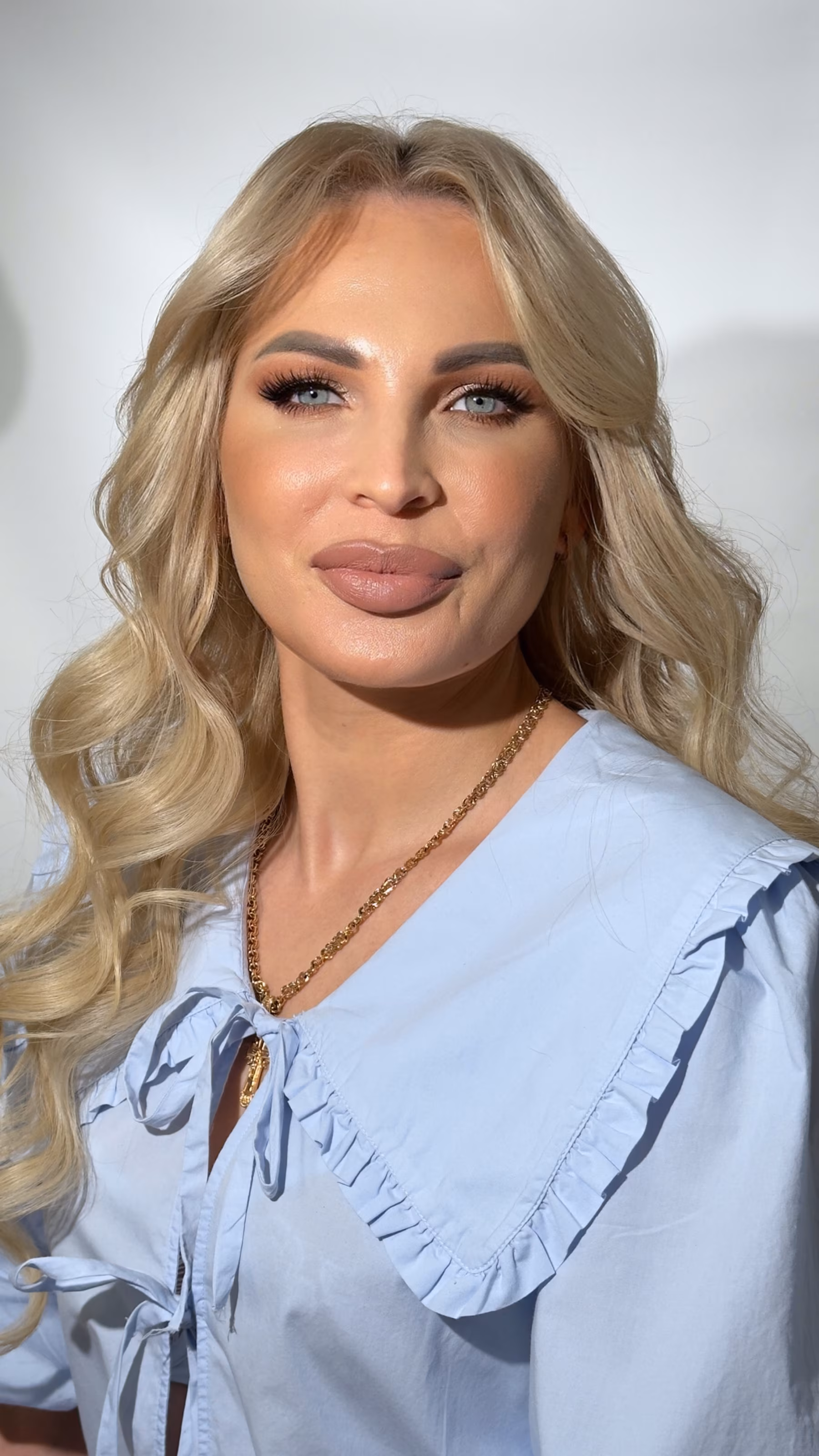 Valentyna 35 Kharkiv Ukraine Je veux un homme sûr de lui