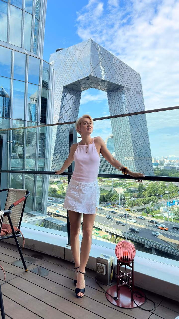 Oksana 35 Kiev Ukraine Prête à rencontrer un homme inspirant